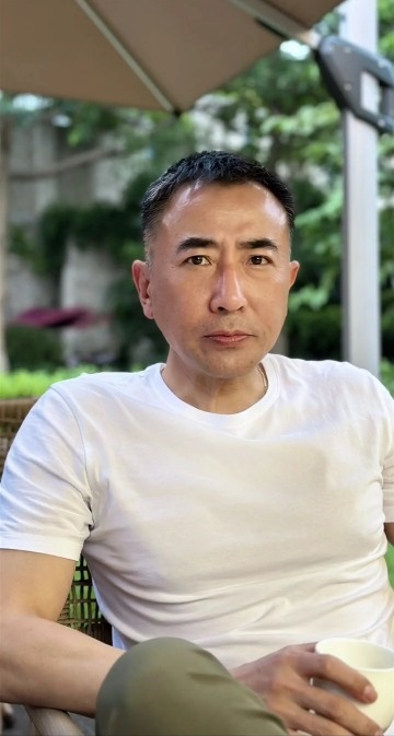 厚德载福的第一张照片--安阳相亲服务中心