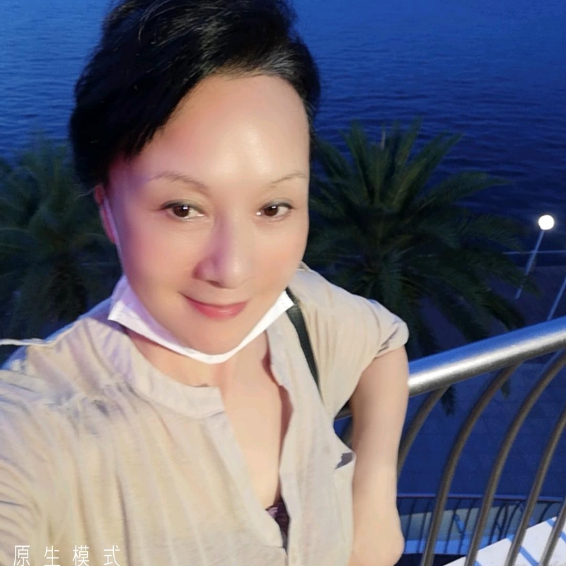 hong的第一张照片--安阳相亲服务中心