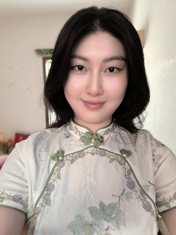 梅莱的第一张照片--安阳相亲服务中心