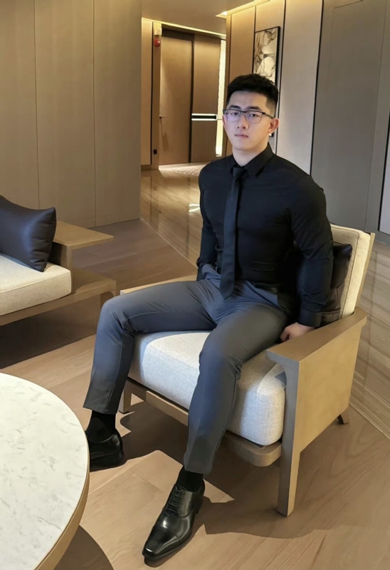 李寒外改英文可家的第一张照片--安阳相亲服务中心