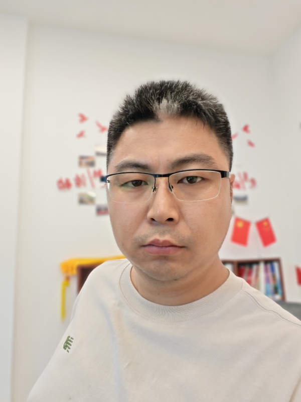 苦海寻舟的第一张照片--安阳相亲服务中心