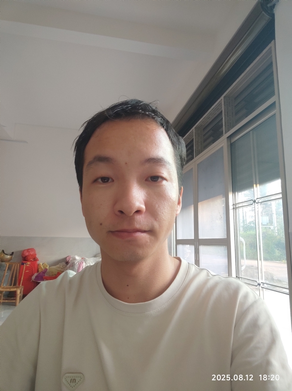 杨培鑫的第一张照片--安阳相亲服务中心