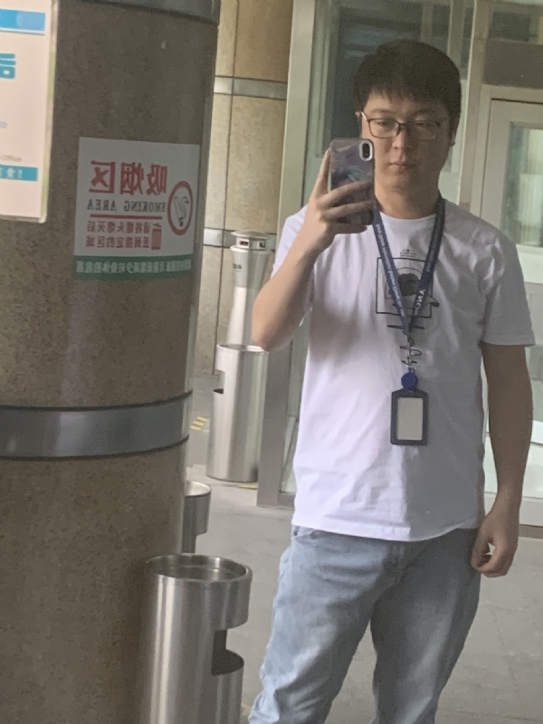 潜伏的第一张照片--安阳相亲服务中心