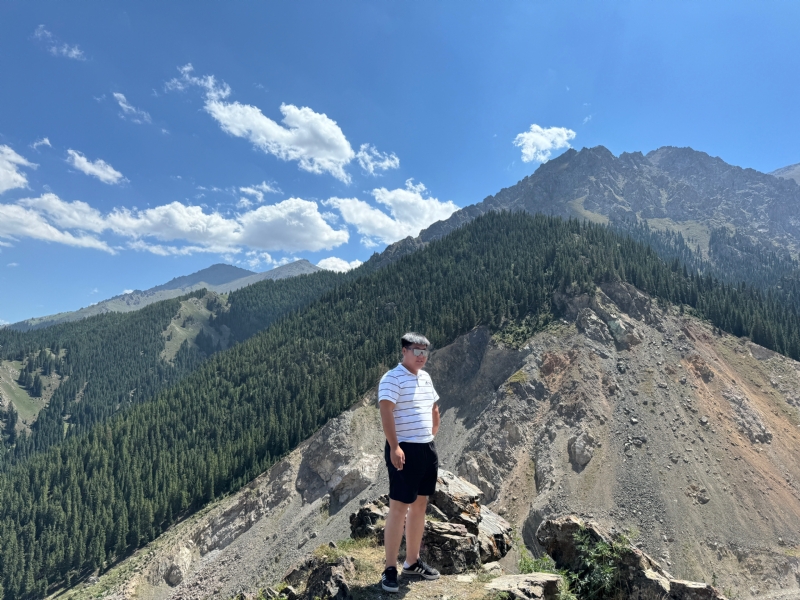 从众的第一张照片--安阳相亲服务中心