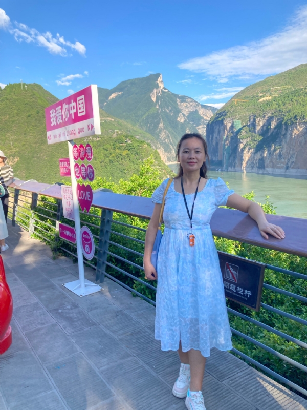 君81的第三张照片--安阳相亲服务中心