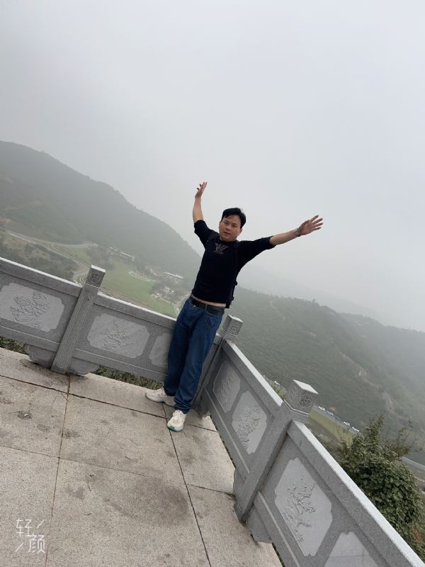 择一人白头偕老的第三张照片--安阳相亲服务中心