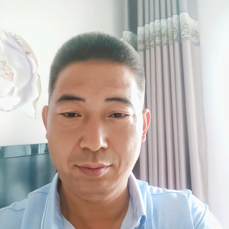 雨中漫步的第一张照片--安阳相亲服务中心