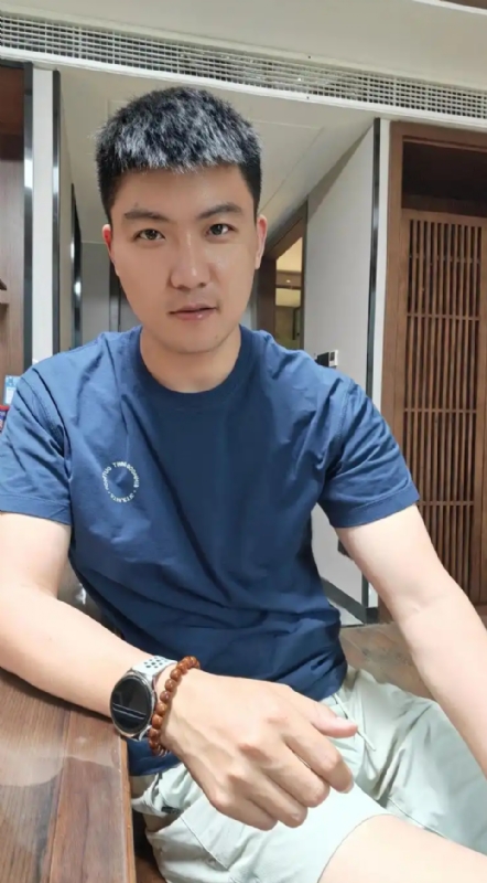 大鹏展翅的第三张照片--安阳相亲服务中心