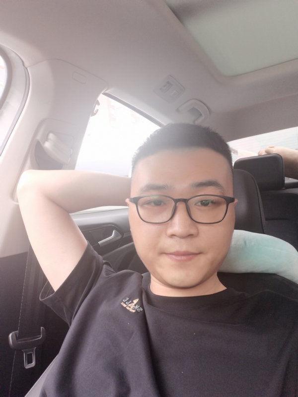 JingY的第一张照片--安阳相亲服务中心