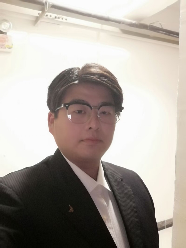 孤独一人的第一张照片--安阳相亲服务中心