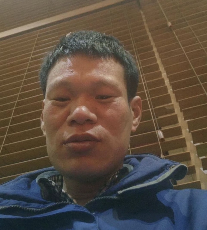 爱你在心口难开的第一张照片--安阳相亲服务中心