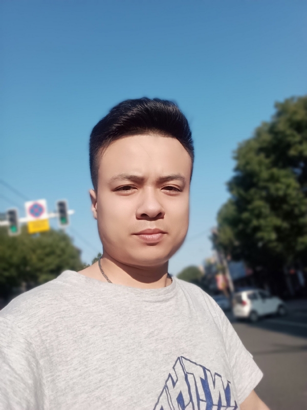 简简单单的第一张照片--安阳相亲服务中心