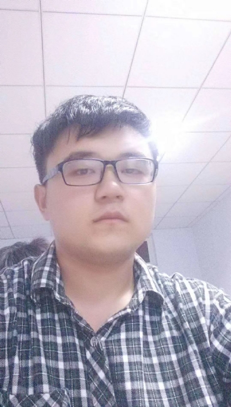 颜色不一样的黄的第一张照片--安阳相亲服务中心