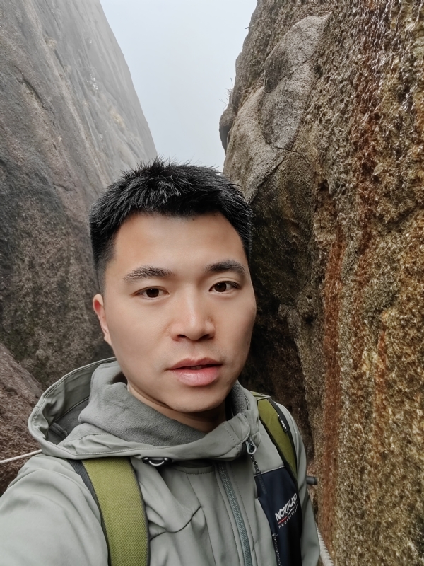 讲不出再见的第四张照片--安阳相亲服务中心