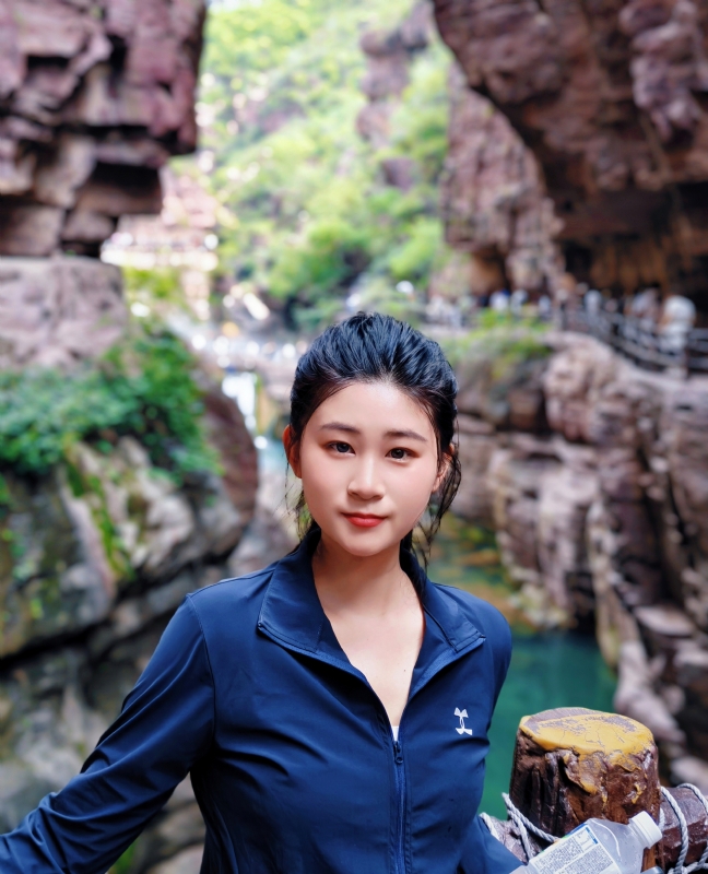 小S的第一张照片--安阳相亲服务中心