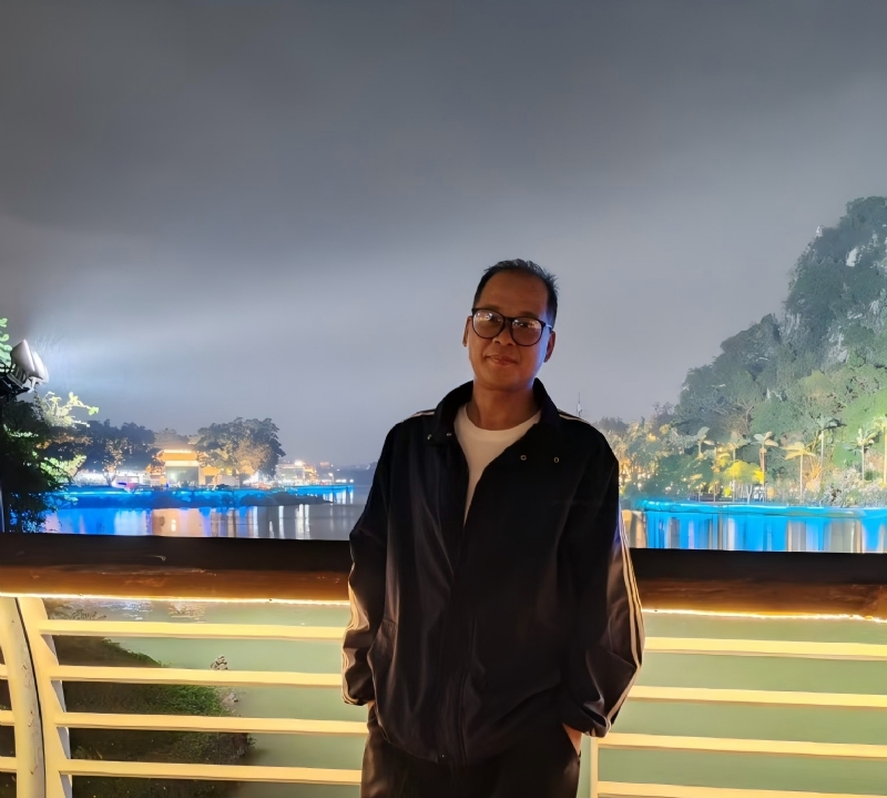 高山流云的第一张照片--安阳相亲服务中心